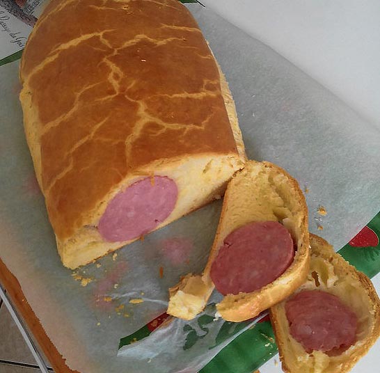 Saucisson brioche maison