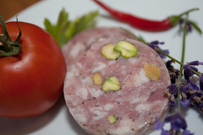 Saucisson ail pistache